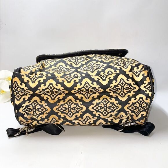 Petunia Pickle Bottom Diaper Bag Backpack - Picture 5 of 10